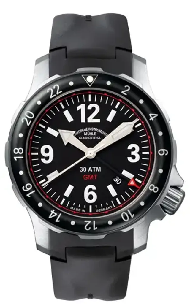 Robust auf Reisen mit der Marinus GMT von Mühle-Glashütte