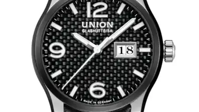 Sportlich: die Belisar Großdatum Karbon von Union Glashütte