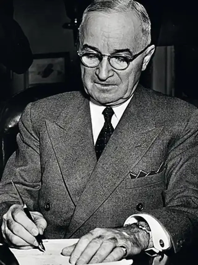 Praesident-Truman_Cricket_Vulcain