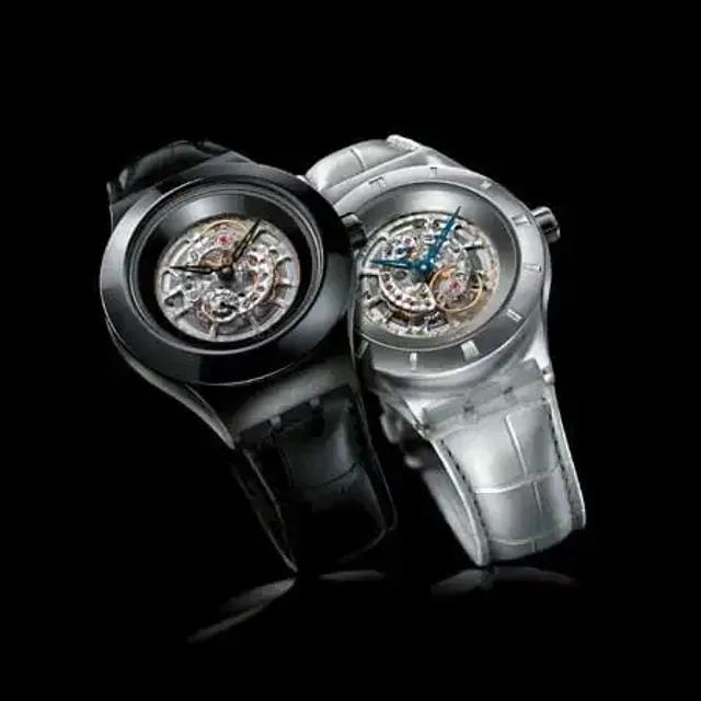 Materialmix mit Handaufzug: die Diaphane One von Swatch