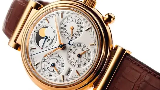 Das große Werk: 1985 wird der Da Vinci Ewige Kalender präsentiert, ausgestattet auch mit Chronograph und Mondphase