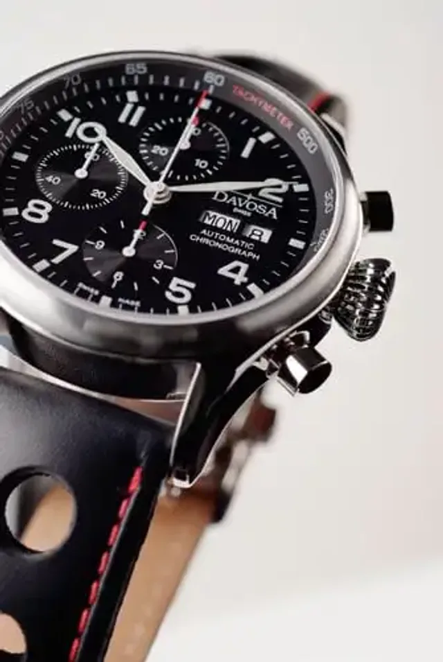 Dem Rennsport gewidmet: der Rallye Pilot Chronograph von Davosa