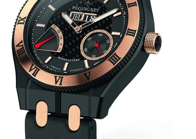 Die Moorea Royal Triomphe, 44 mm, 7500 € in beschichtetem Titan und Rotgold