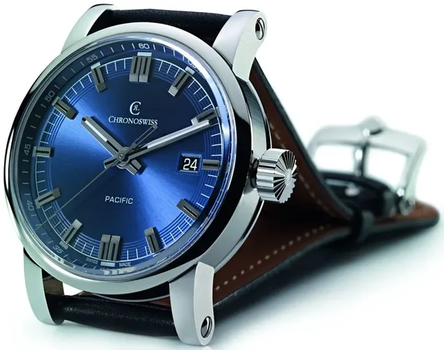 Pacific in Blau von Chronoswiss