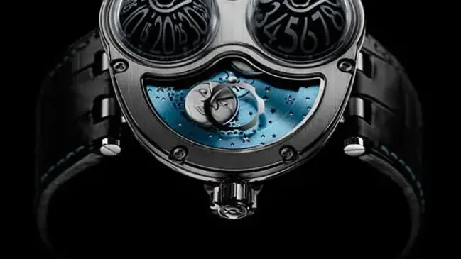 Die Moonmachine von MB & F mit kunstvoller Mondphasenanzeige