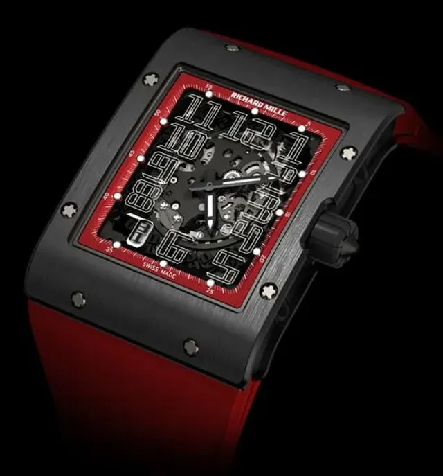 Uhr der Kontraste: die RM 016 Black Night Limited Edition