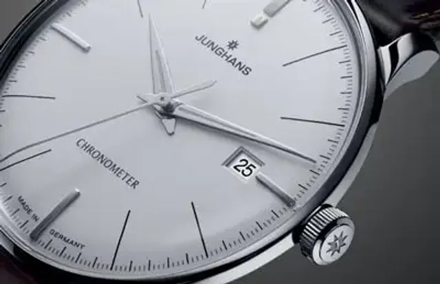 Junghans_Zifferblatt