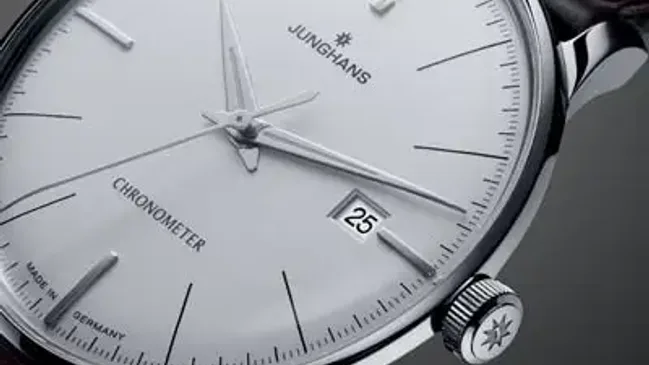 Junghans_Zifferblatt