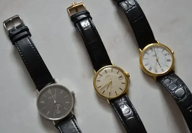 Nomos_Omega_Longines