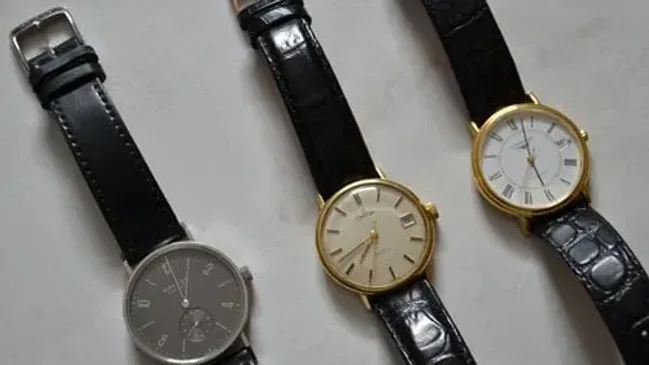 Nomos_Omega_Longines