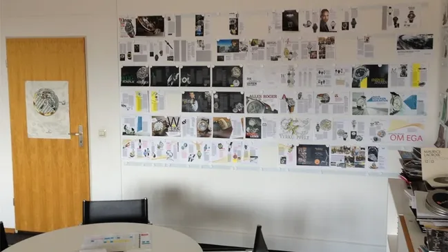 Chronos 05.2012 an der Wand