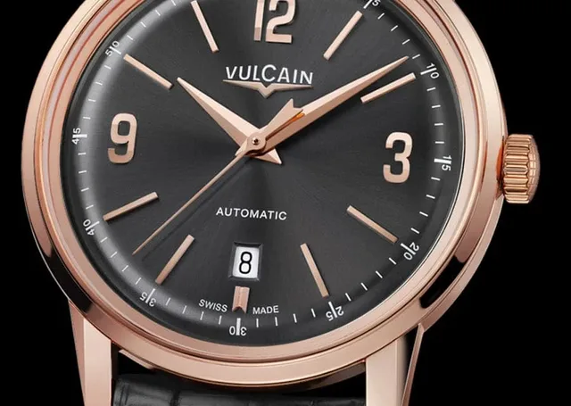 Schlichte Dreizeigeruhr: die Vulcain 50s Presidents` Classic in Rotgold