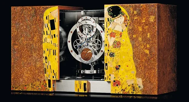 Atmos Marqueterie Le Baiser von Jaeger LeCoultre