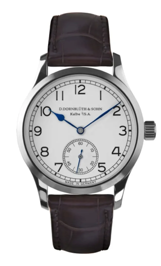 Die Quintus Klassik mit kleiner Sekunde hat auch eine Schwester mit Gangreserveanzeige: die Quintus Auf & Ab