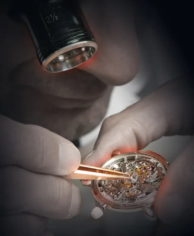 Remontage des skelettierten Kaliber 1755 SQ