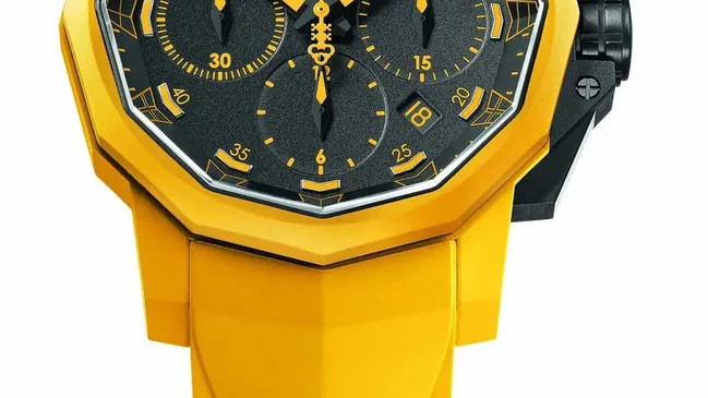 Admiral's Cup Challenger 44 Chrono Rubber in gelb