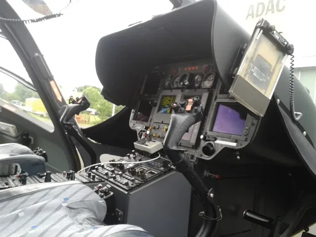 Auf dieser Seite sitzt der Pilot