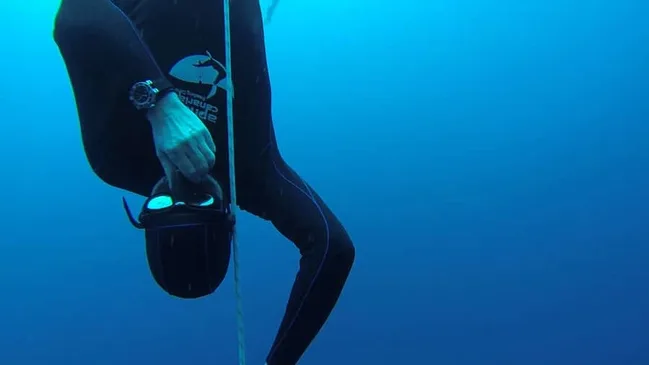 Oris Aquis Depth Gauge beim Apnoe-Tauchen