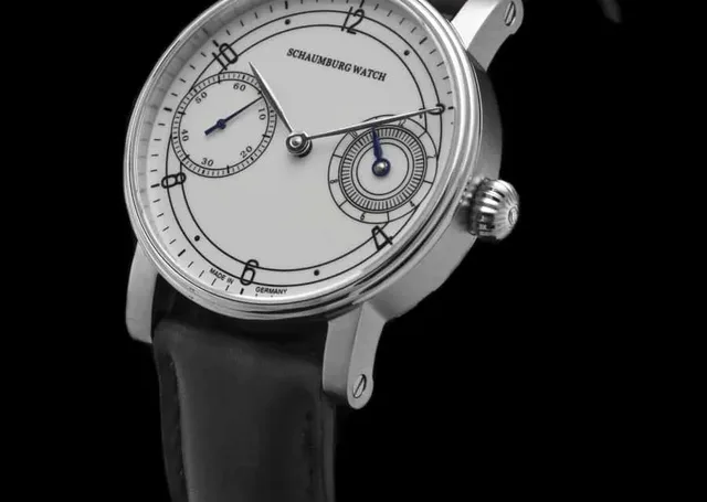 Schaumburg: Traveller 40's GMT