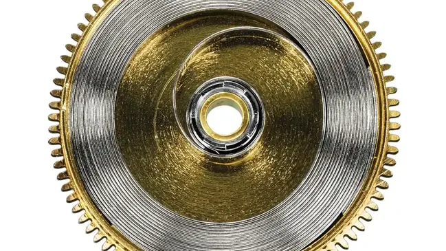 Zugfeder im Federhaus