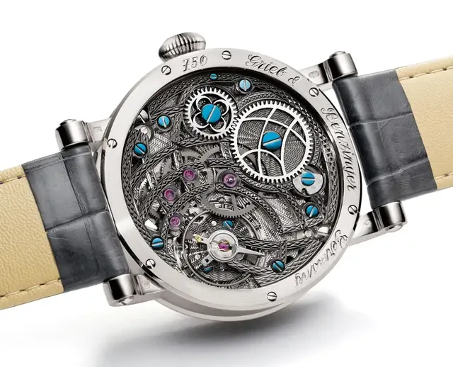 Grieb_Benzinger_GreyPolaris_Back