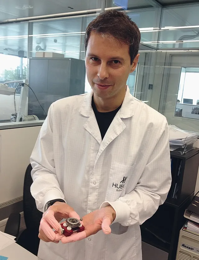 Leiter der Abteilung Komplikationen Emmanuel Missillier