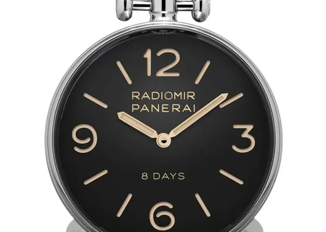 Panerai: Tischuhr