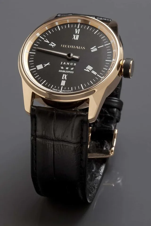 Neuhaus: Janus DoubleSpeed Roman Gold