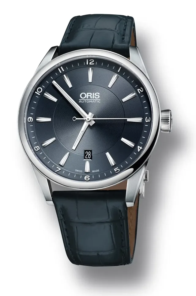 Oris Artix Date Blue, hier mit Kalbslederband in Krokodiloptik