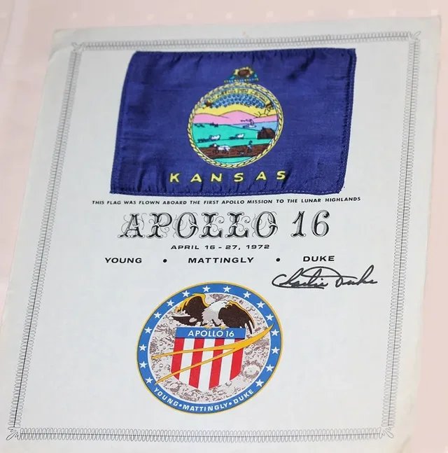 Papierdokument der Mission Apollo 16