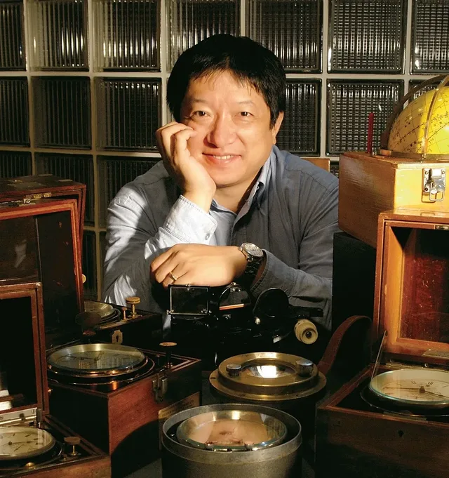 Dr. Zhixiang Ding, Chefredakteur der Chronos China