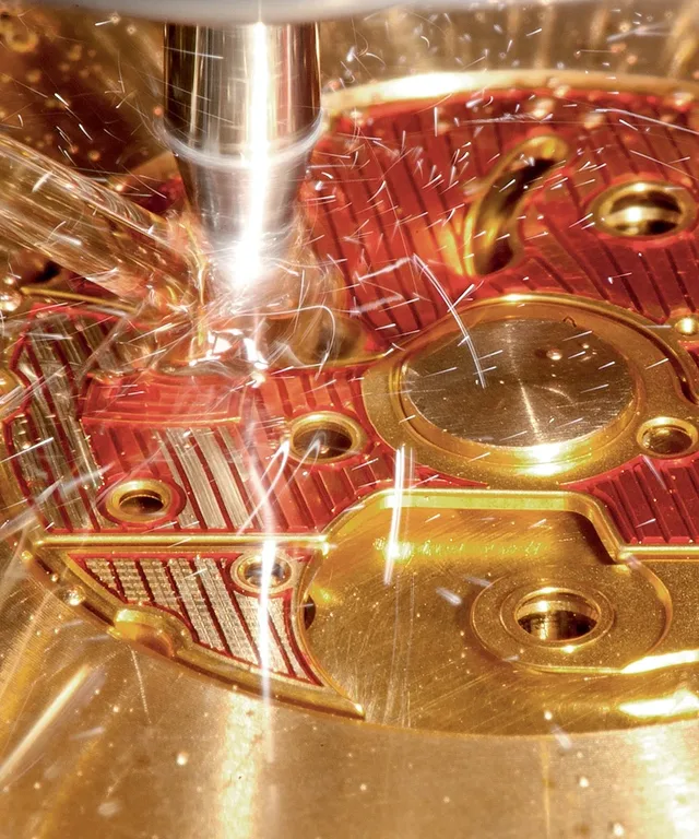 Lehmann Schramberg: Maschinen verleihen Werkbrücken Mikrogravuren