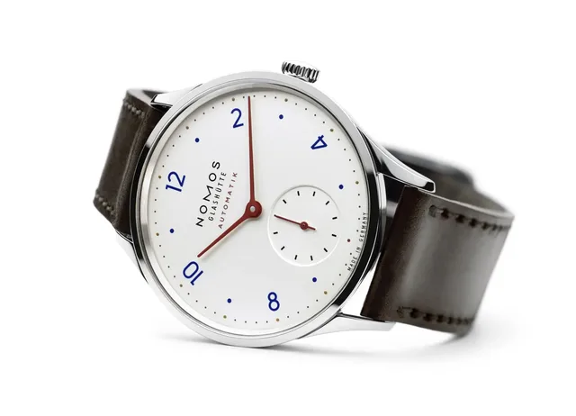 Nomos Glashütte: Minimatik