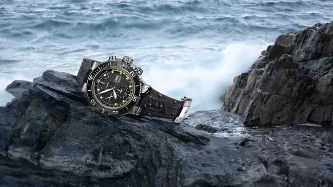 Oris: Aquis Depth Gauge Chronograph