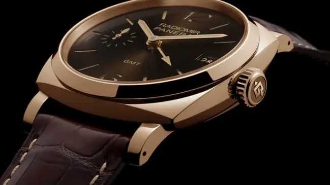 Panerai: Radiomir 1940 3 Days GMT Oro Rosso, Seitenansicht