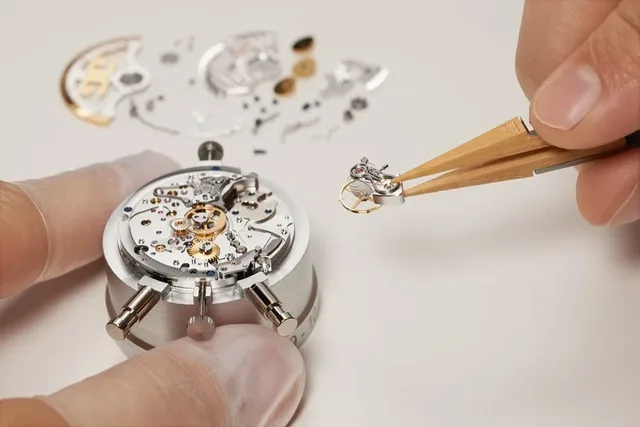 Glashütte Original: Schwanenhals-Feinregulierung aus dem Automatikkaliber 37