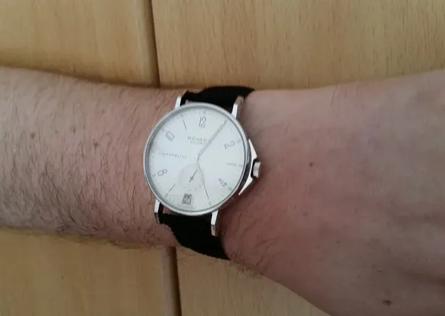 Nomos Ahoi Datum Edition Watchtime.net am Arm von Wolfgang Köhler