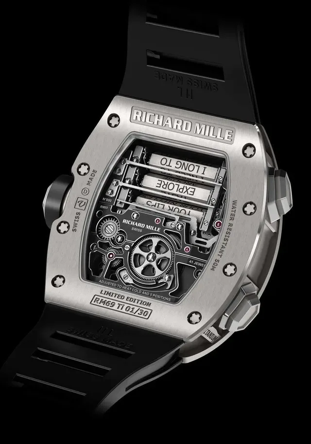 Richard Mille: Tourbillon RM 69 Erotique, Rückseite