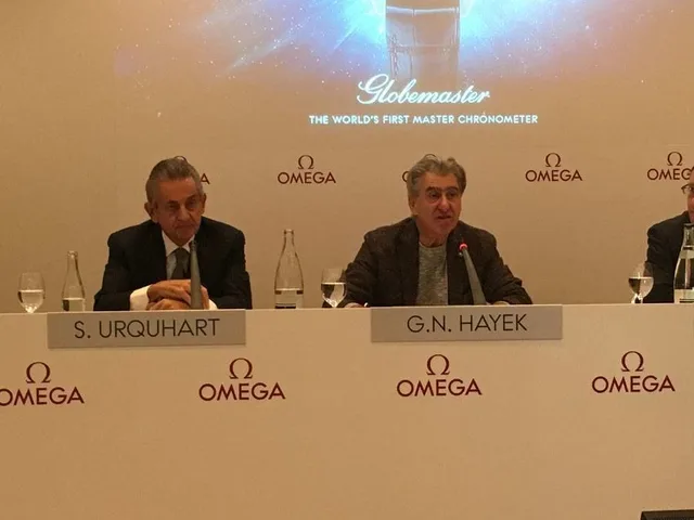 Omega-Präsident Stephen Urquhart und Swatch-Group-Chef Nick Hayek