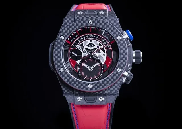 Hublot: Big Bang Unico Chronograph Retrograde FC Bayern München