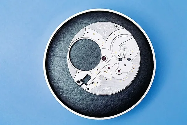 Uhren-Werke-Dresden: Grundplatine