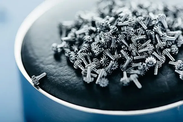 Uhren-Werke-Dresden: Minutenrohr