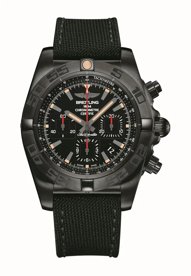 Breitling: Chronomat 44 Blacksteel