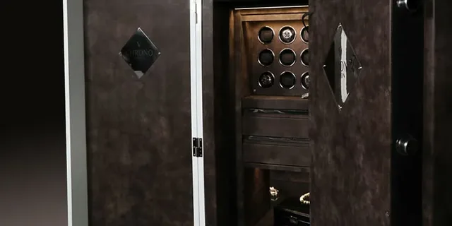 Designhütte Uhrentresor