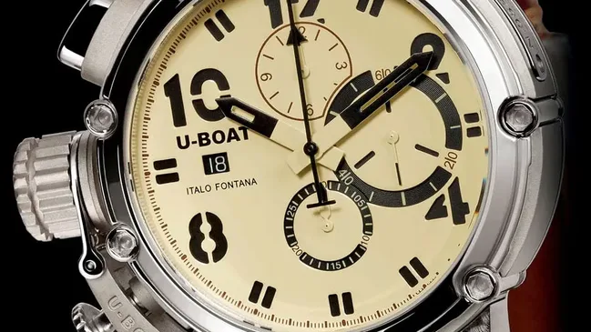 Sterlingsilber ist ein beliebter Werkstoff von Designer Fontana. Das Modell Chimera 925 mit Silbergehäuse kostet 7.500 Euro.