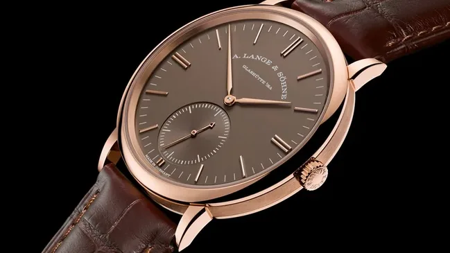 A. Lange & Söhne: Saxonia Automatik in Rotgold mit Terrabraun-Zifferblatt