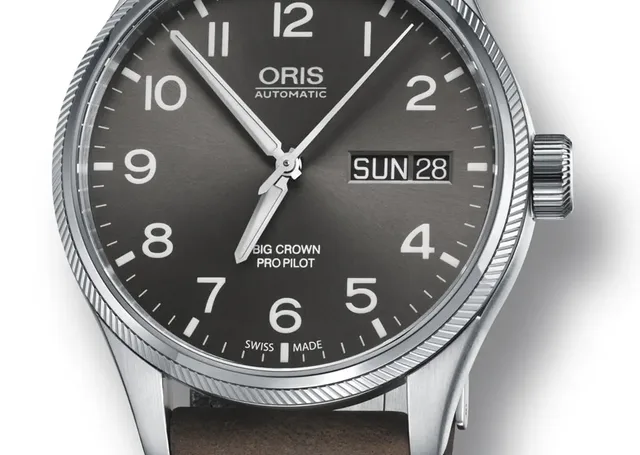 Oris: Big Crown ProPilot Day Date mit Retro-Lederband