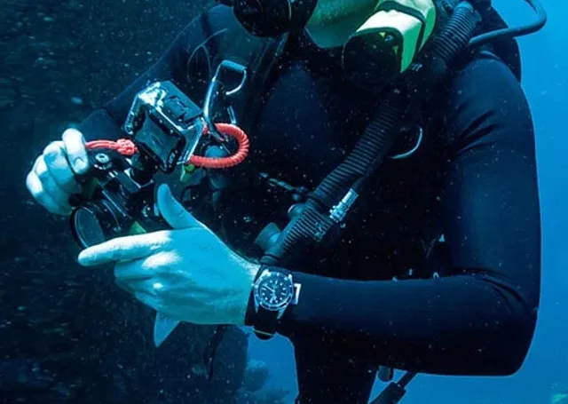 Freier Journalist und Taucher Jason Heaton