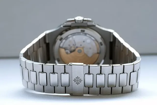 Metallband der Patek Philippe Nautilus 5711/1A