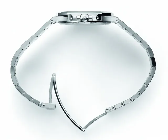 Patek Philippe: Nautilus Scharniergehäuse